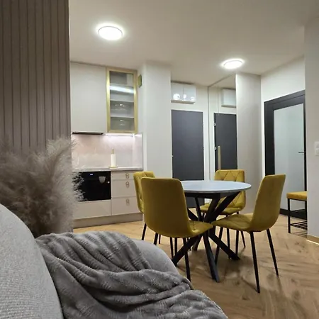 Daire Boleslaviaapartments - Home, Air Condition, Parking Free Boleslawiec (Lower Silesia)