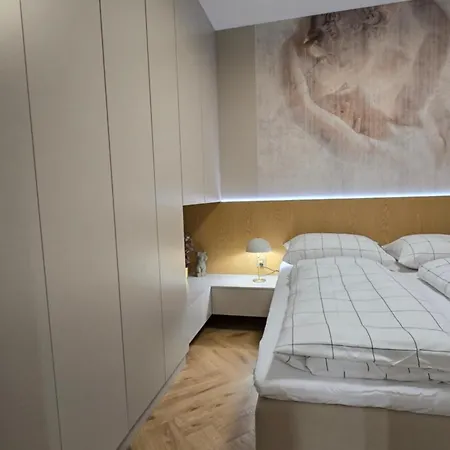 Boleslaviaapartments - Home, Air Condition, Parking Free Daire Boleslawiec (Lower Silesia)